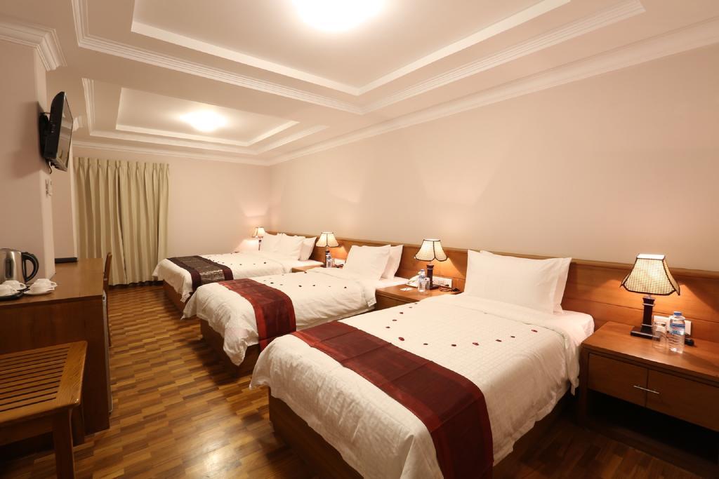 Hotel Royal King Yangon Dış mekan fotoğraf
