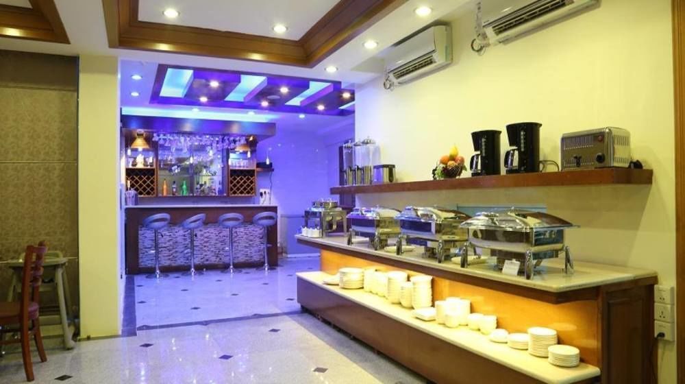 Hotel Royal King Yangon Dış mekan fotoğraf